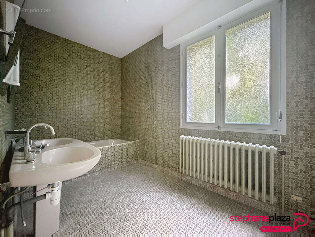 Maison à CHAMBRAY-LES-TOURS