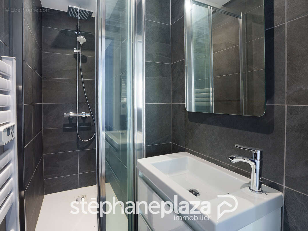 Appartement à VARENNES-LES-MACON