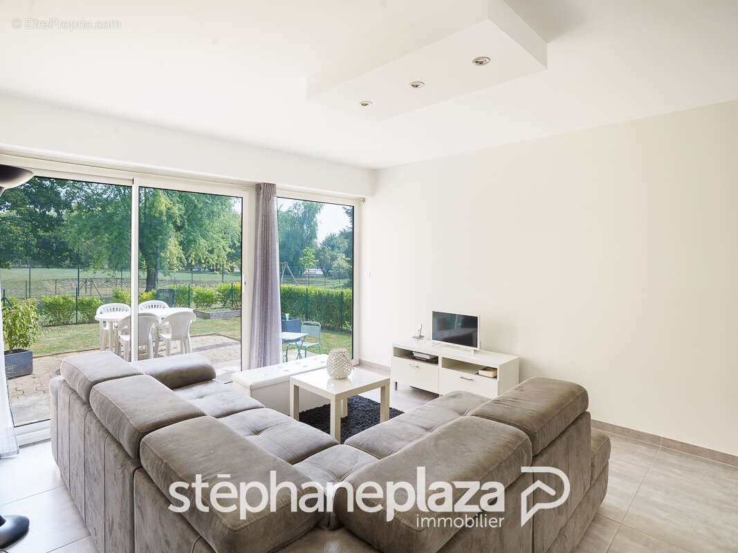 Appartement à VARENNES-LES-MACON