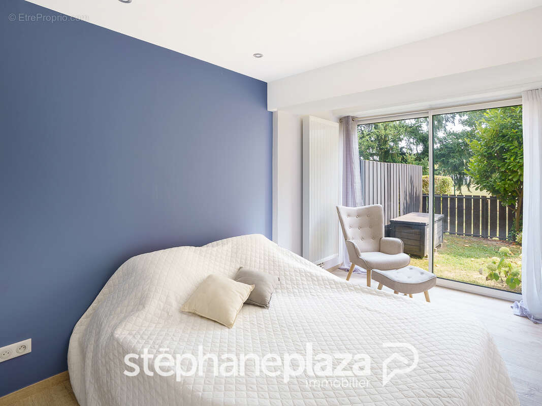 Appartement à VARENNES-LES-MACON