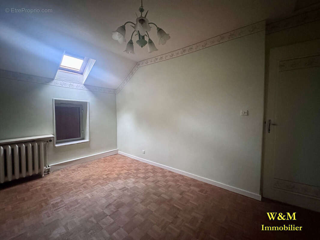 Maison à BOUSSY-SAINT-ANTOINE