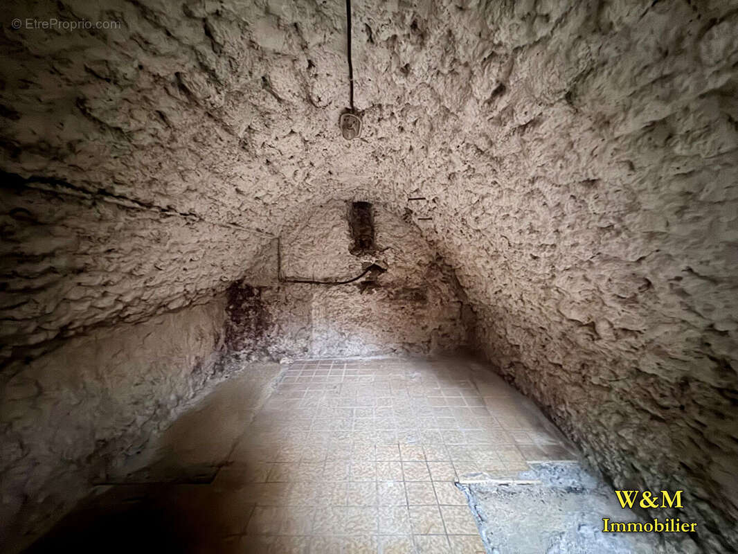 Maison à BOUSSY-SAINT-ANTOINE