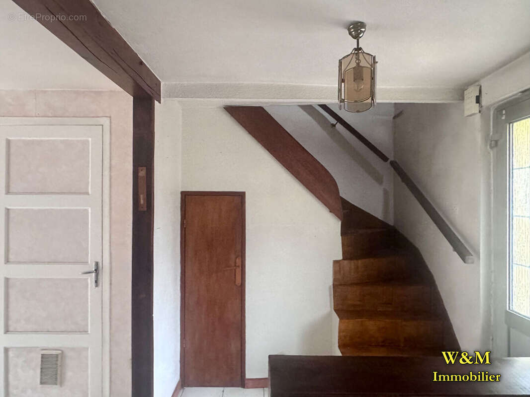 Maison à BOUSSY-SAINT-ANTOINE