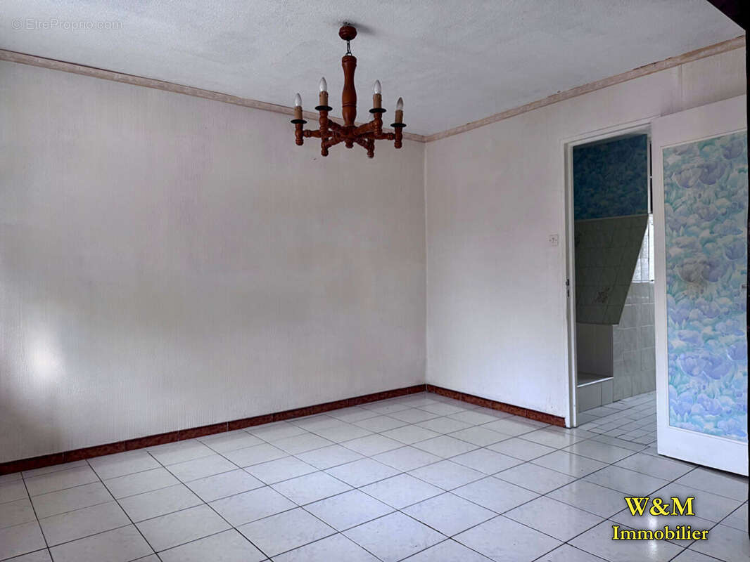 Maison à BOUSSY-SAINT-ANTOINE