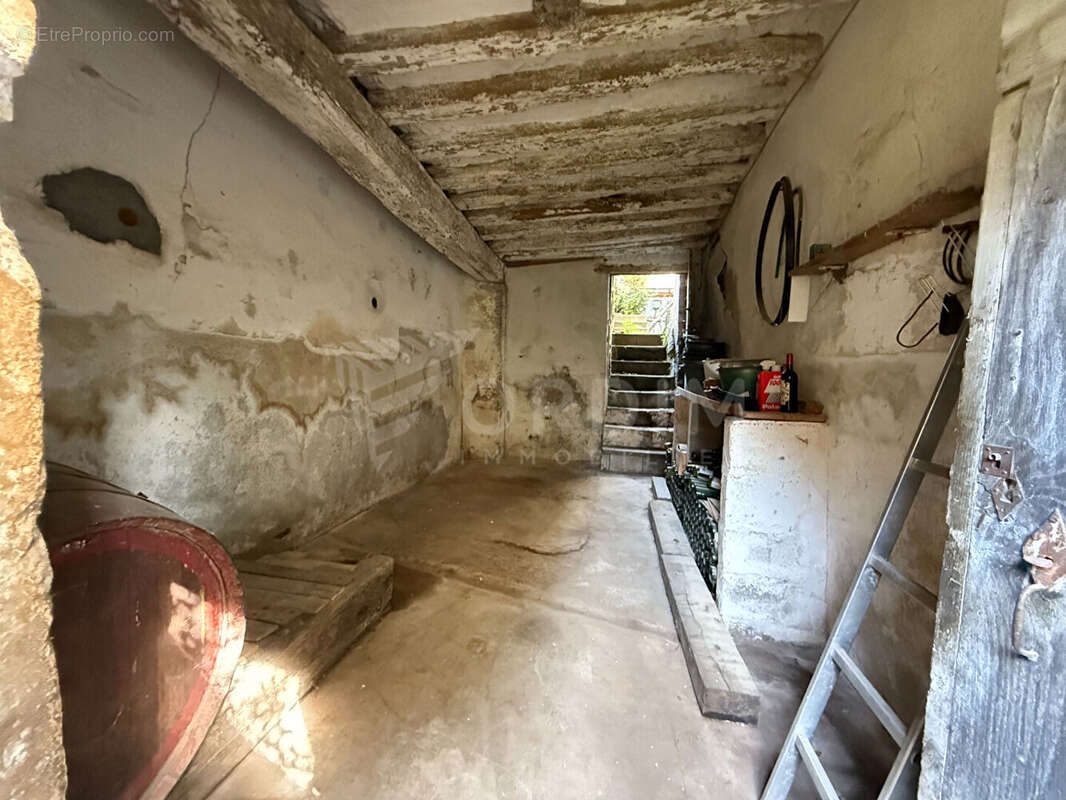 Maison à SAINT-SATUR