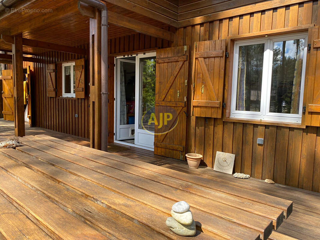 Maison à GRAYAN-ET-L&#039;HOPITAL