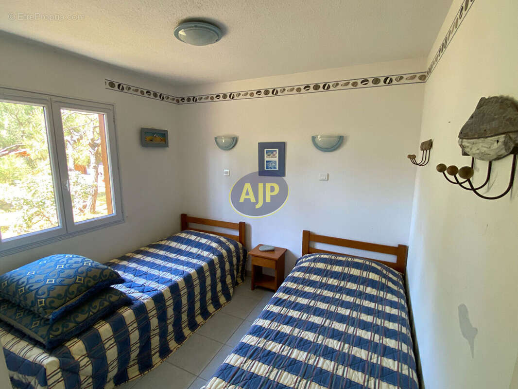 Maison à GRAYAN-ET-L&#039;HOPITAL