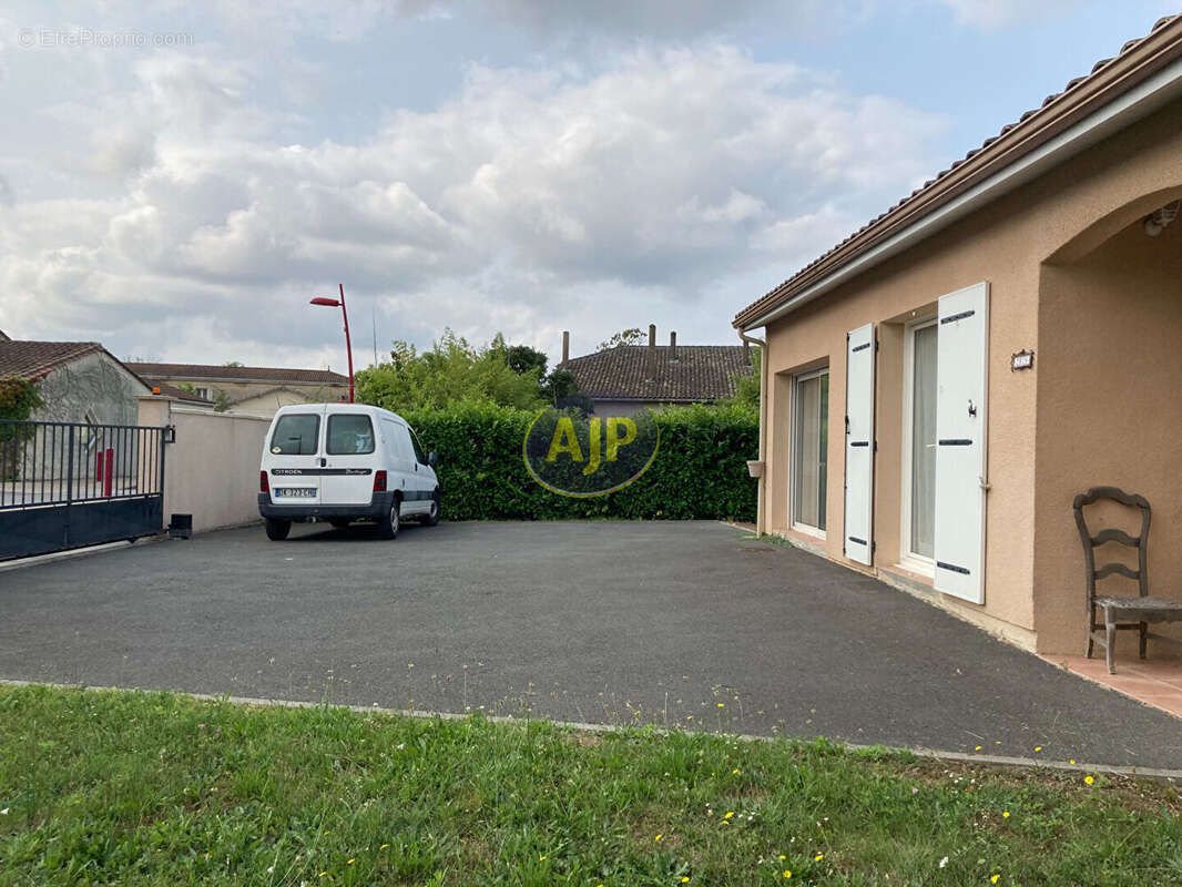 Maison à CISSAC-MEDOC