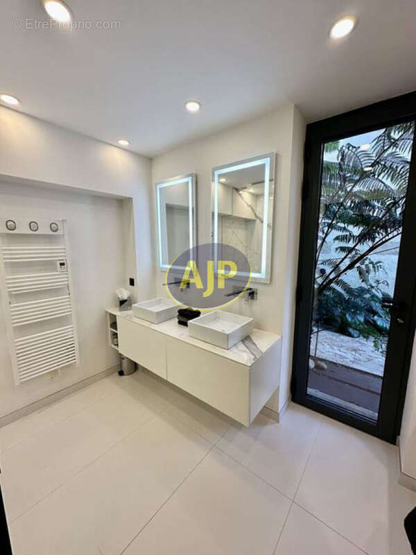 Maison à GRAYAN-ET-L&#039;HOPITAL