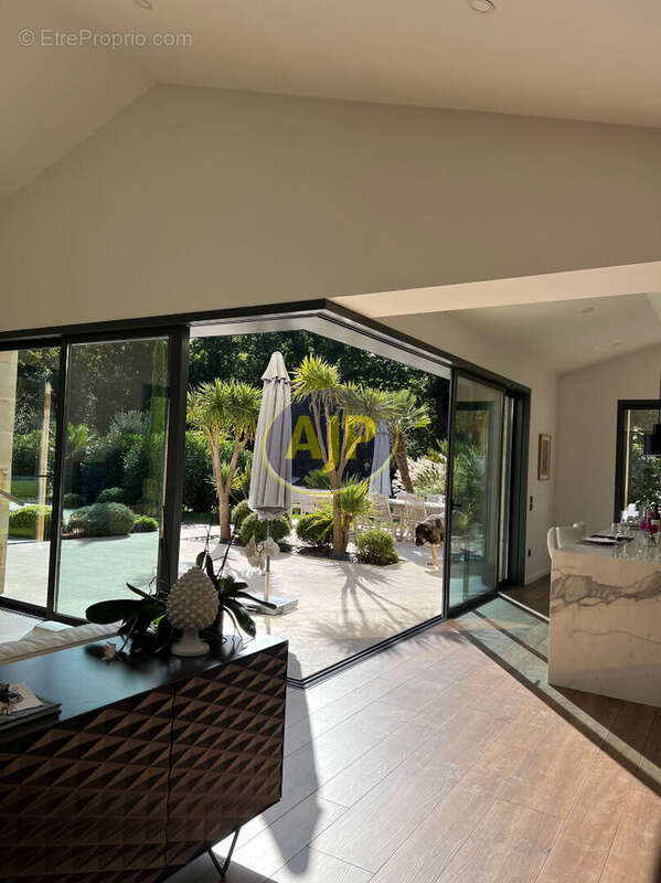 Maison à GRAYAN-ET-L&#039;HOPITAL