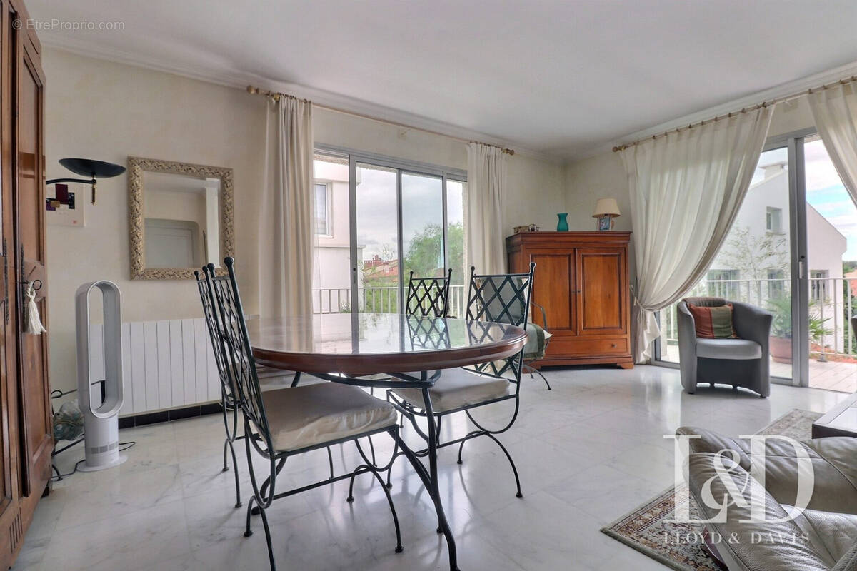 SALLE A MANGER PERPIGNAN - Maison à PERPIGNAN