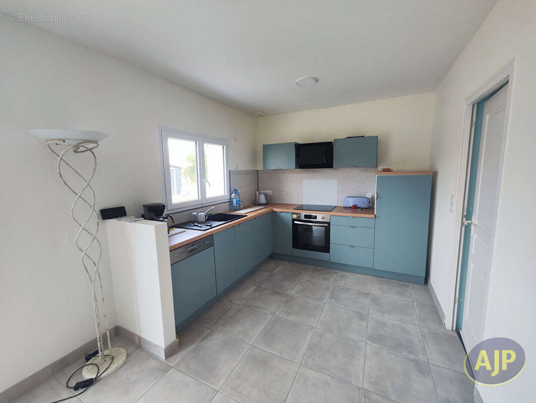 Maison à SAINT-MICHEL-EN-L&#039;HERM