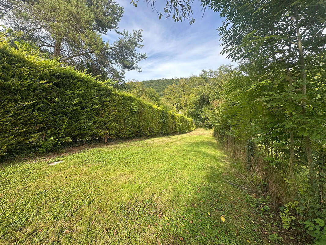 Maison à NEVY-SUR-SEILLE