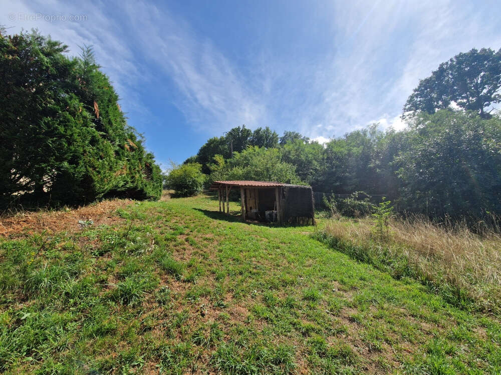 Maison à LA MADELEINE-BOUVET