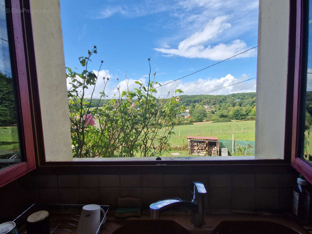 Maison à LA MADELEINE-BOUVET