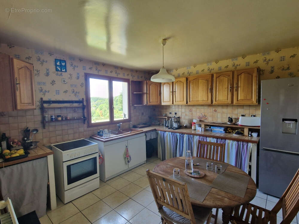 Maison à LA MADELEINE-BOUVET