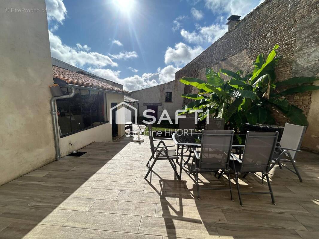 Photo 1 - Maison à PAMPLIE