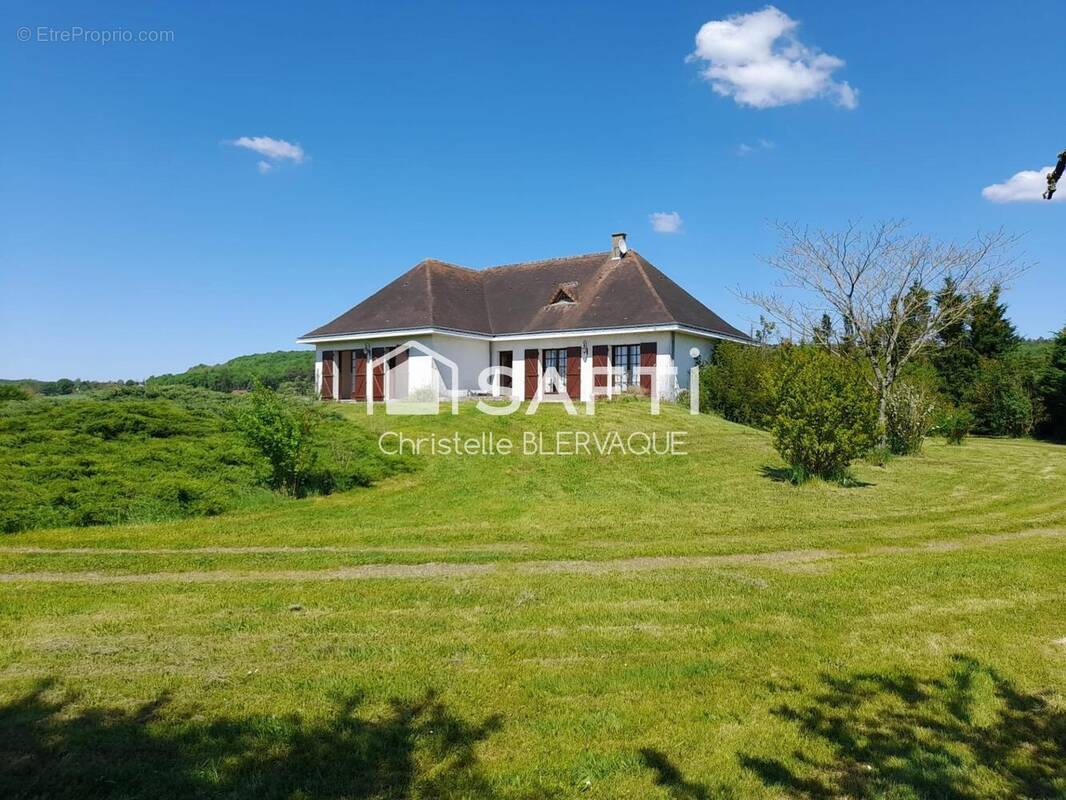 Photo 1 - Maison à CHAMBON