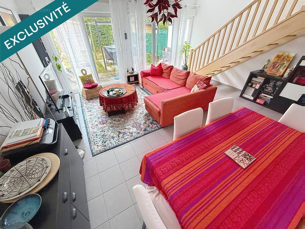 Photo 1 - Maison à CHANTELOUP-LES-VIGNES