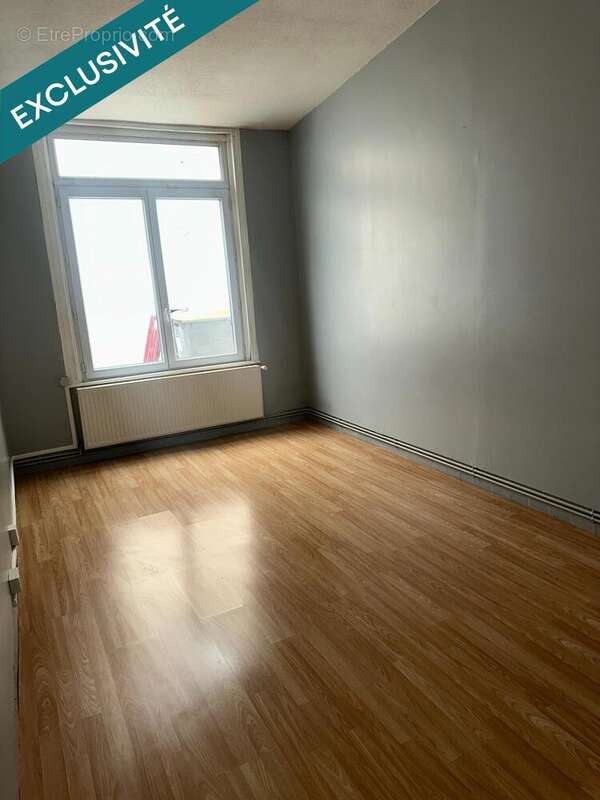 Photo 6 - Commerce à ROUVROY