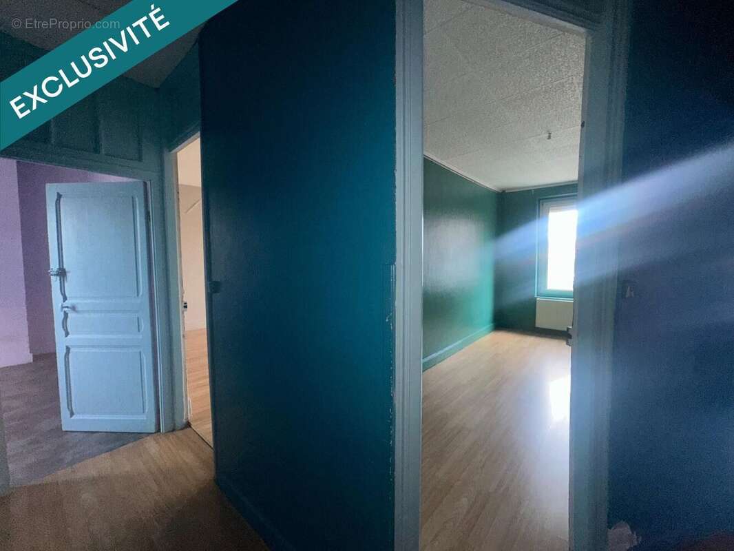 Photo 7 - Commerce à ROUVROY