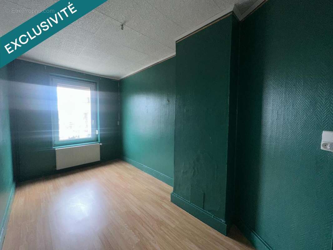 Photo 8 - Commerce à ROUVROY