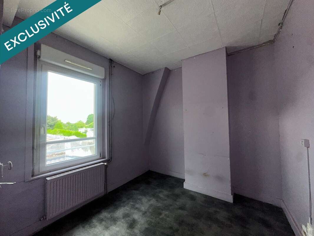 Photo 9 - Commerce à ROUVROY