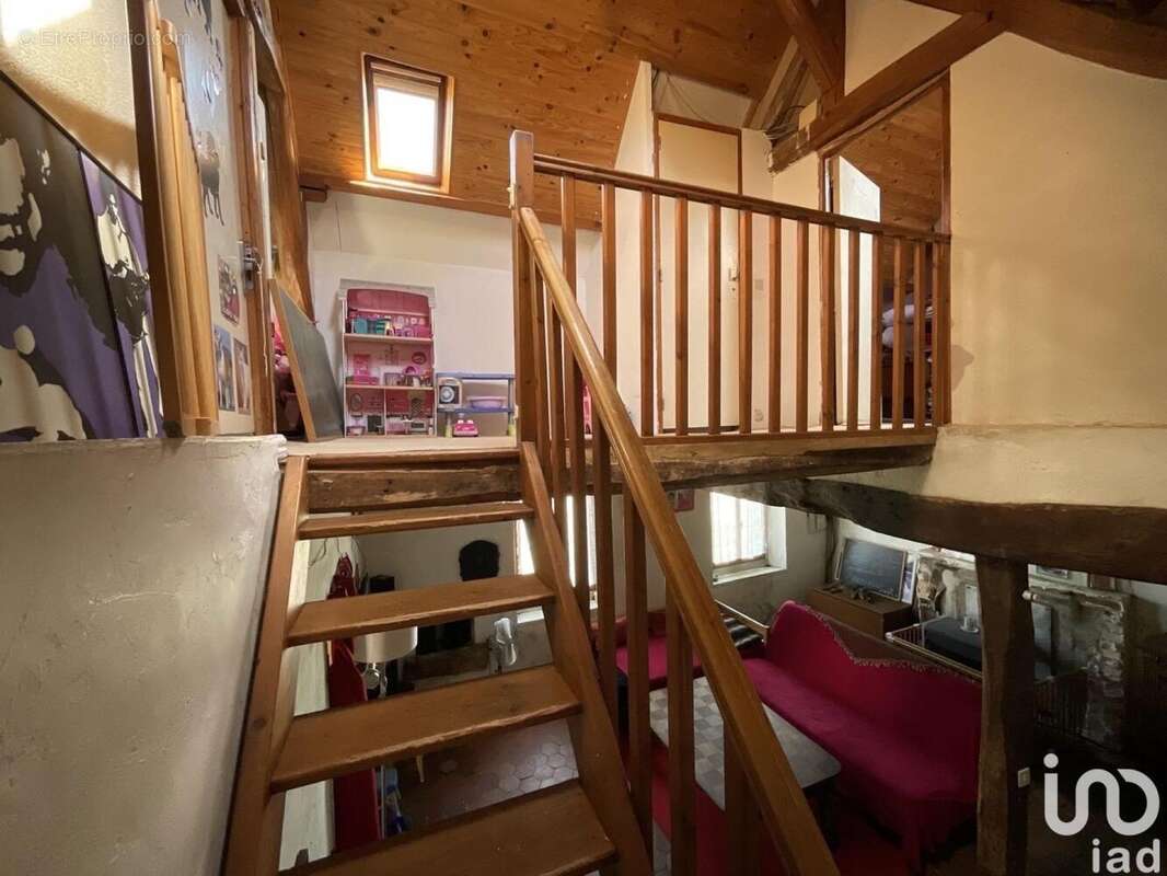 Photo 8 - Maison à GISY-LES-NOBLES