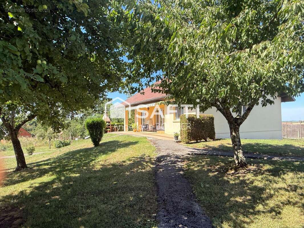 Photo 3 - Maison à MONT-SOUS-VAUDREY