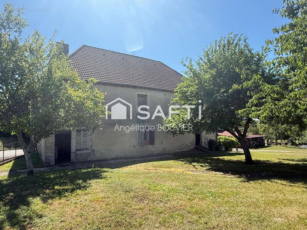 Photo 5 - Maison à MONT-SOUS-VAUDREY