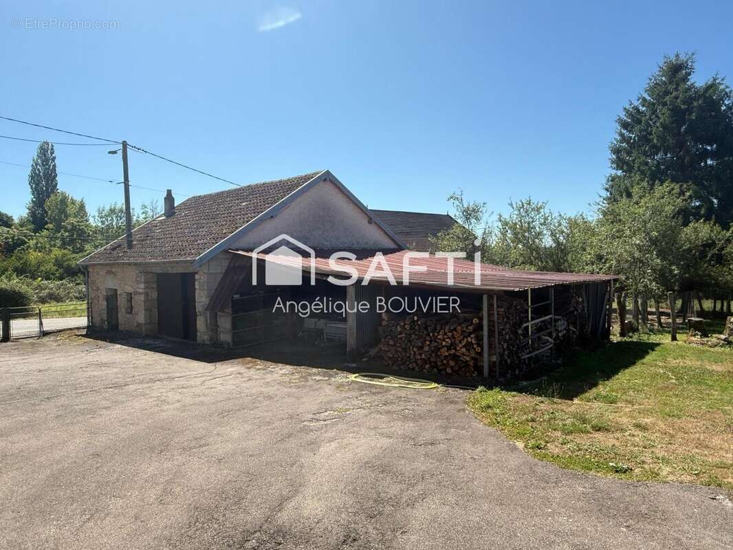 Photo 6 - Maison à MONT-SOUS-VAUDREY