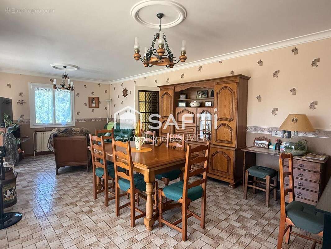 Photo 8 - Maison à MONT-SOUS-VAUDREY