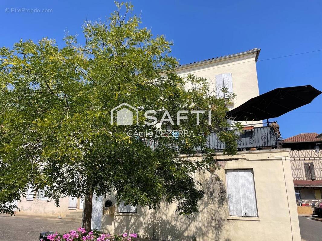 Photo 1 - Maison à CASTELNAU-D&#039;AUZAN