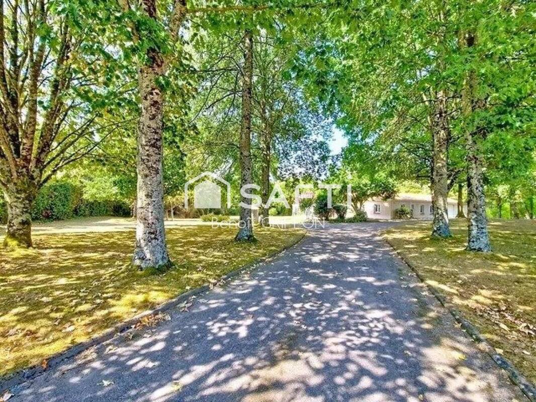 Photo 1 - Maison à MORTAGNE-SUR-SEVRE