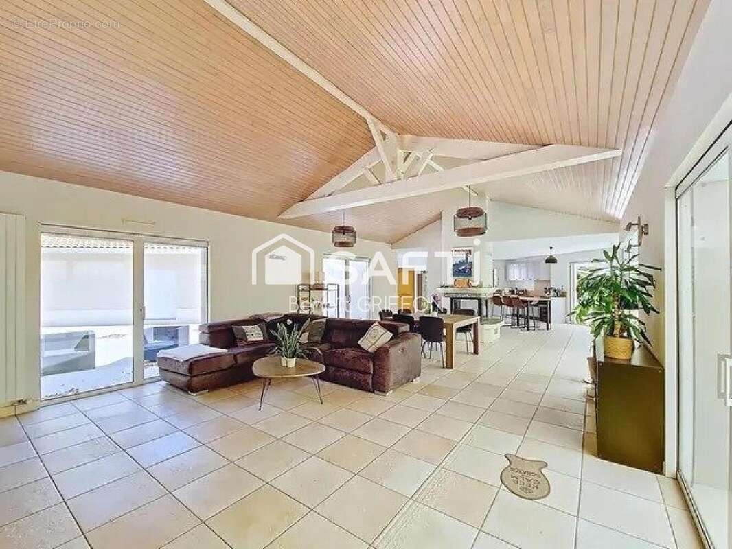 Photo 5 - Maison à MORTAGNE-SUR-SEVRE