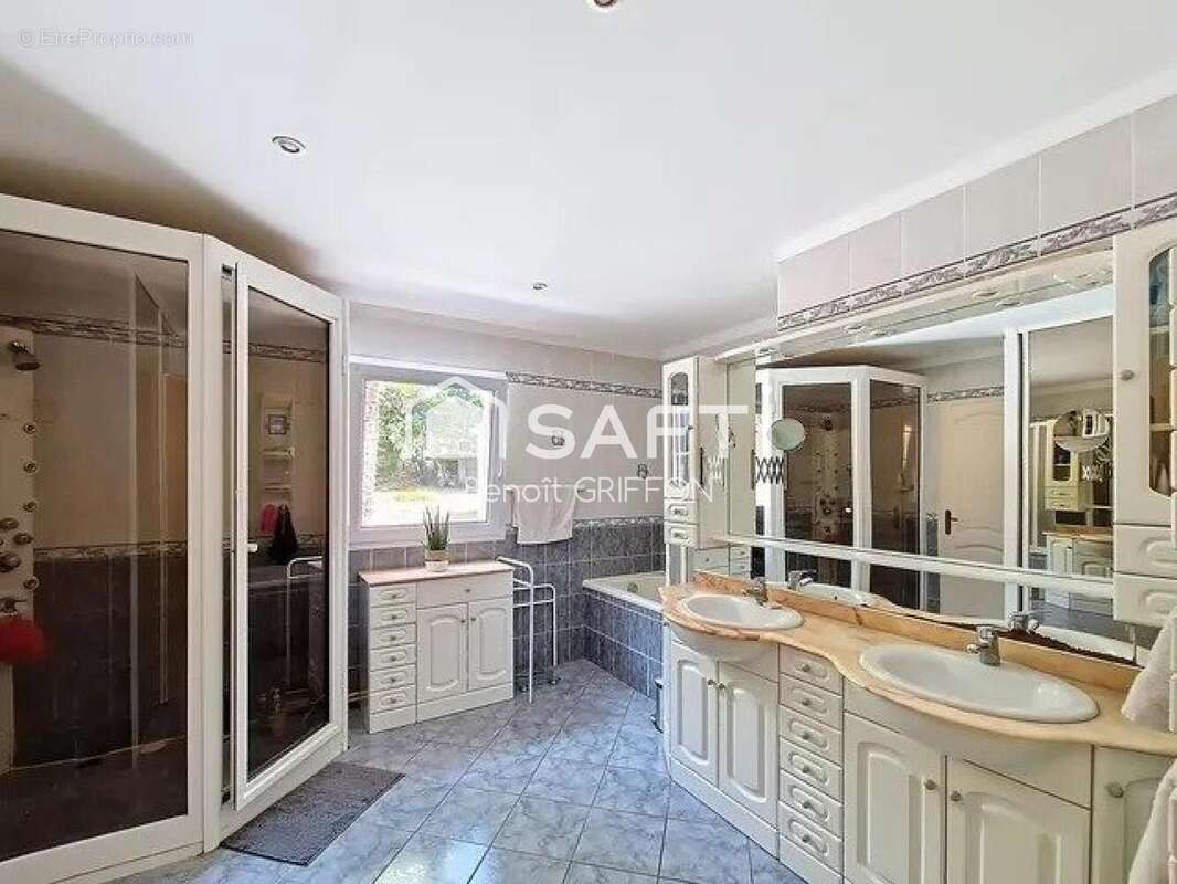 Photo 6 - Maison à MORTAGNE-SUR-SEVRE