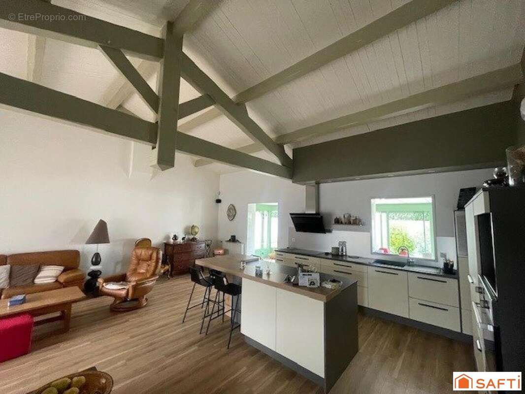 Photo 2 - Maison à PERIGNY