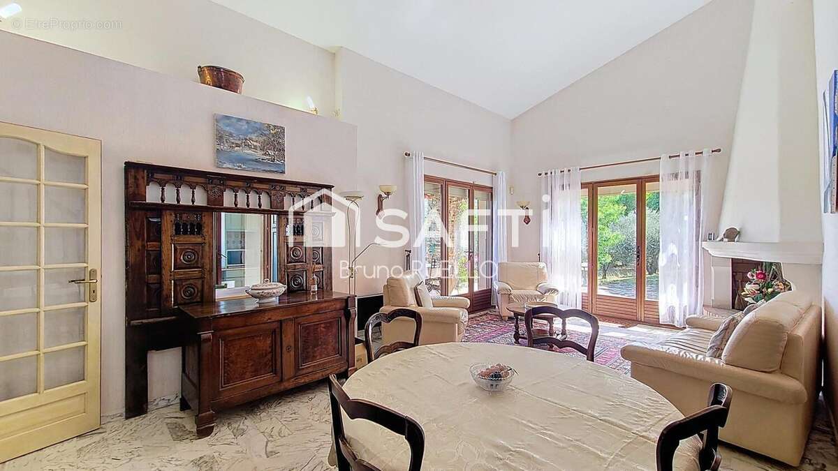 Photo 3 - Maison à MONTESQUIEU-DES-ALBERES