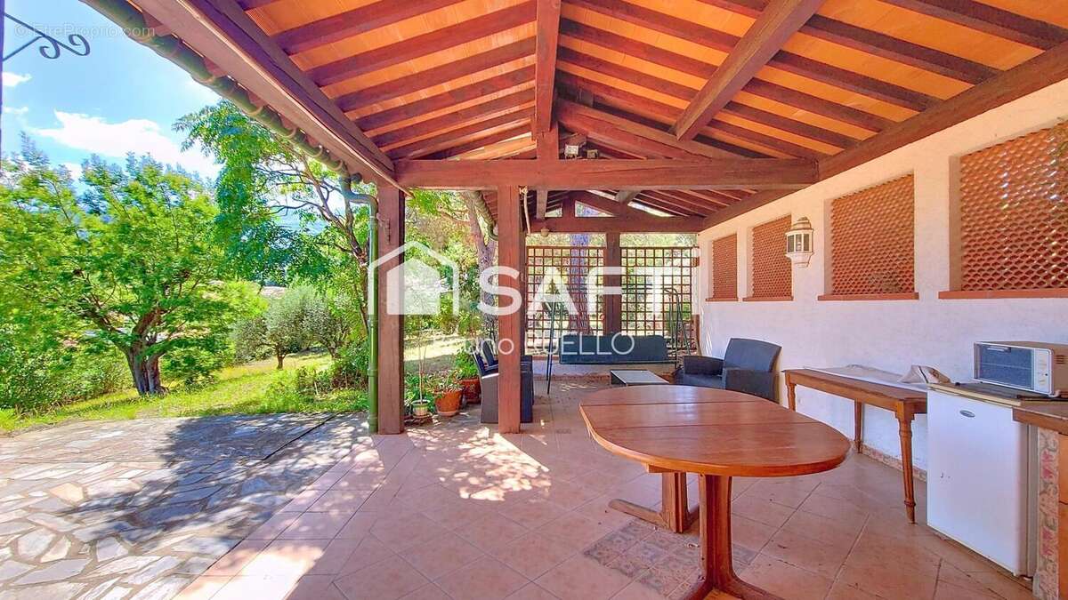 Photo 5 - Maison à MONTESQUIEU-DES-ALBERES