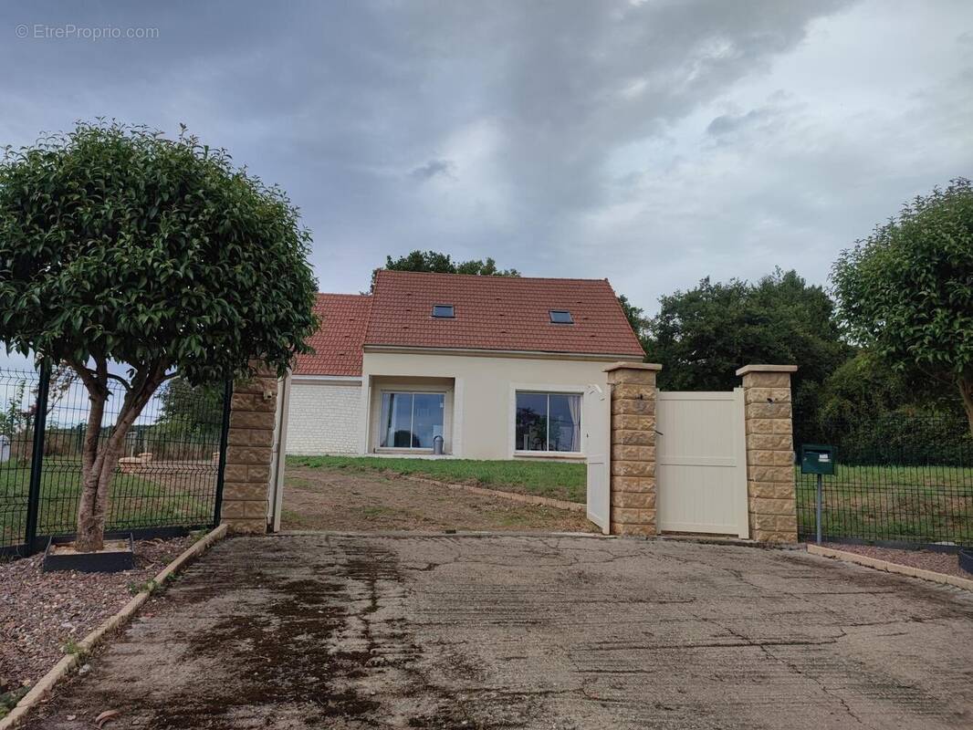 Photo 1 - Maison à LA CELLE-SUR-LOIRE