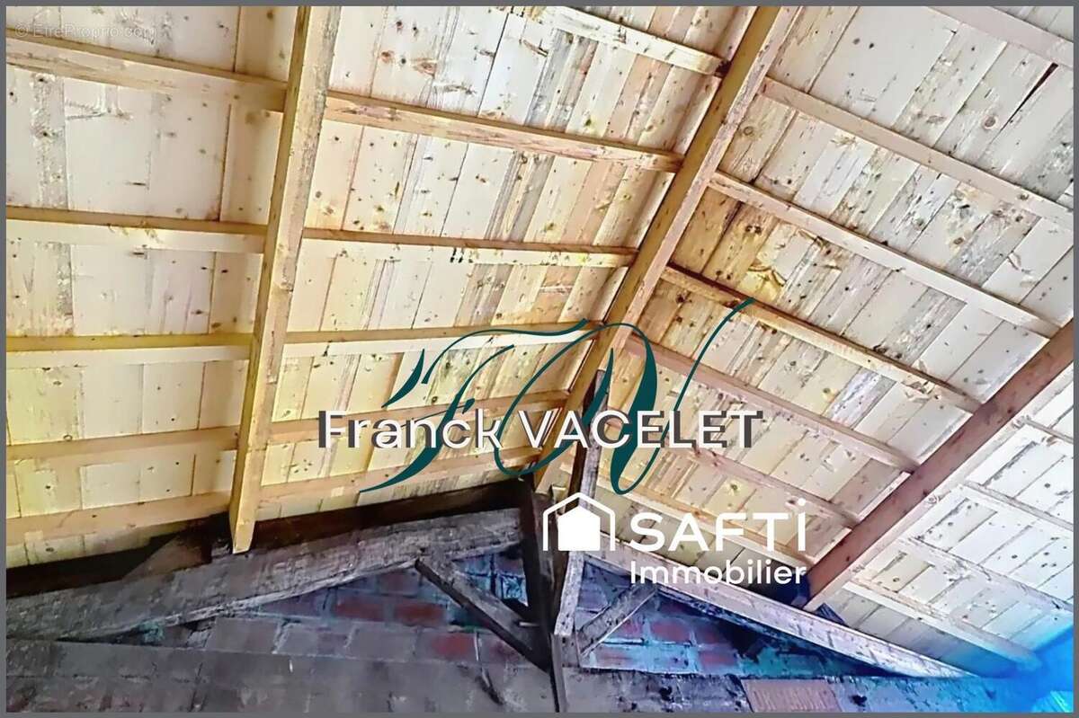 Photo 4 - Parking à LA REOLE