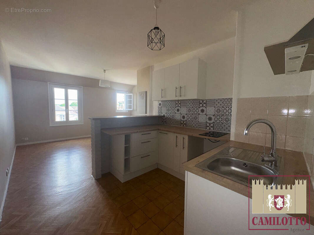 Appartement à NOGENT-LE-ROI