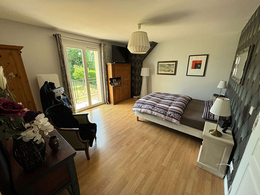 Maison à GARANCIERES