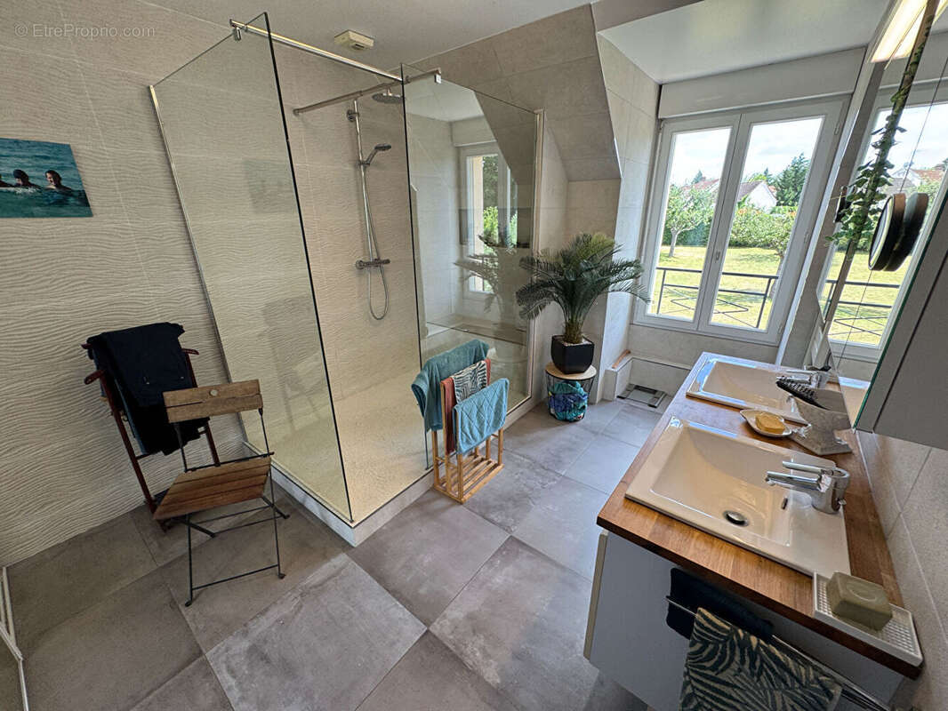 Maison à GARANCIERES