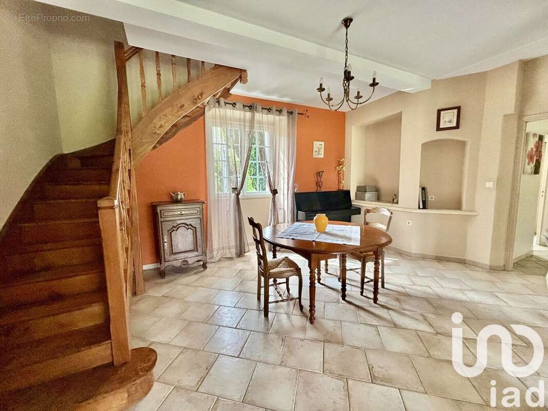 Photo 8 - Maison à BARBEZIEUX-SAINT-HILAIRE