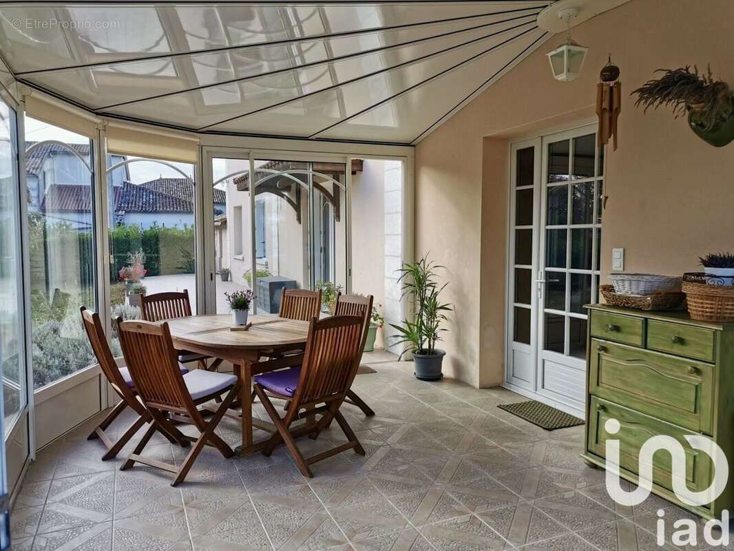 Photo 2 - Maison à BARBEZIEUX-SAINT-HILAIRE