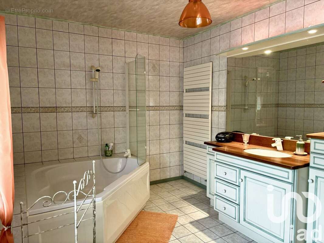 Photo 7 - Maison à BARBEZIEUX-SAINT-HILAIRE