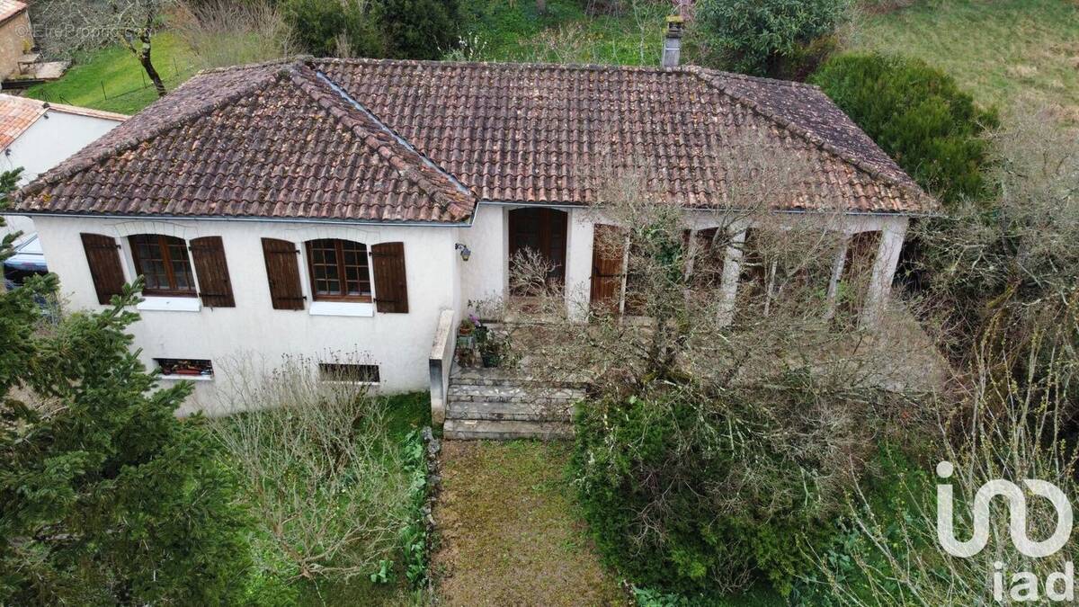 Photo 1 - Maison à MARTHON