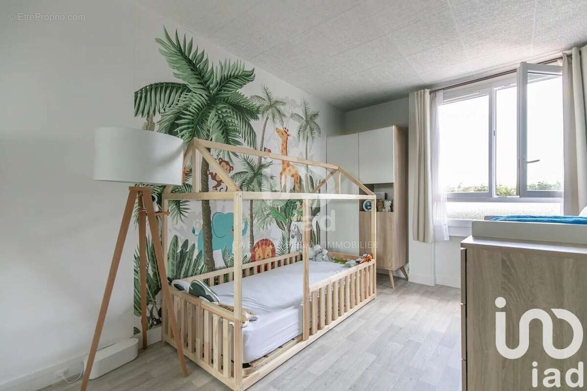 Photo 8 - Appartement à LIVRY-GARGAN