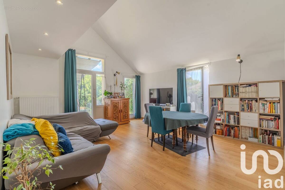 Photo 1 - Maison à SAINT-THIBAULT-DES-VIGNES